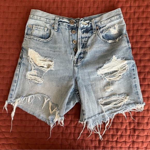 *ALTERED* PISTOLA Devin High Rise Mom Cut Off in the color Finesse size 26 - Picture 4 of 16